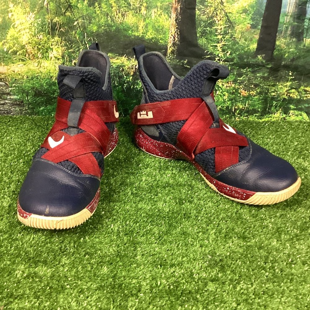 Nike ID Lebron Soldier 12 XXII Sneaker Navy Blue Burgundy Red 13.5
